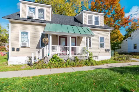 476-478 Saint Paul St, Burlington, VT 05401
