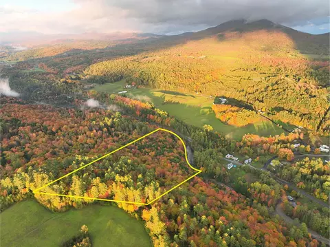 000 Darling Hill Rd, Lyndon, VT 05849