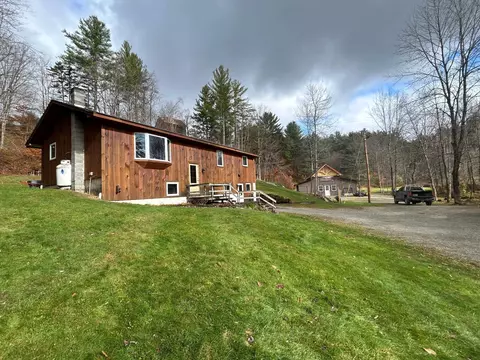 33 Williams Ln, Wolcott, VT 05680