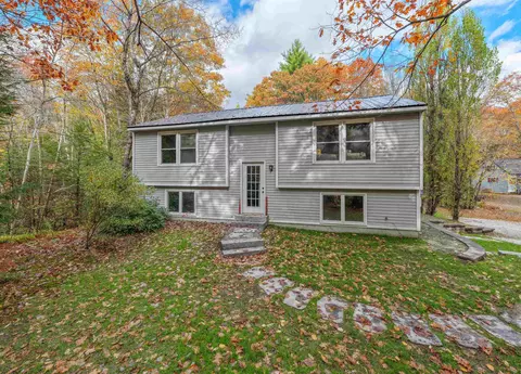 447 Nh Route 104, Meredith, NH 03253
