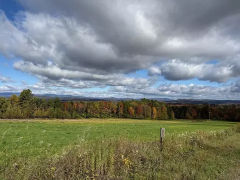1430 Middle Rd, Plainfield, VT 05667