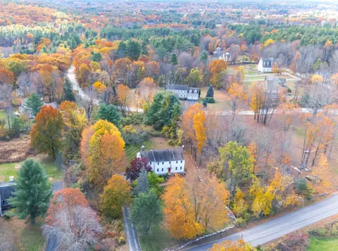 80 Christian Hill Rd, Amherst, NH 03031