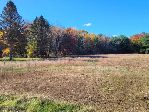60 Old Colchester Rd, Essex Junction, VT 05452