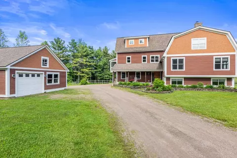 81 Brigham Hill Rd, Essex Junction, VT 05452