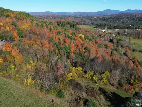 7338 Spear St, Charlotte, VT 05445