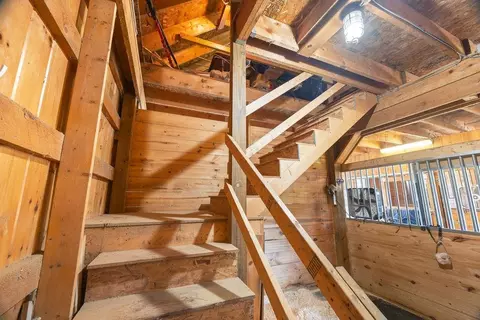 Entry Way - 337 Middle Rd, Brentwood, NH 03833 photo 5 of 6