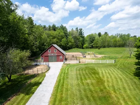 337 Middle Rd, Brentwood, NH 03833