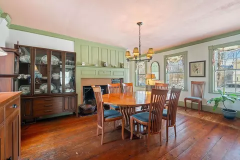 Dining - 337 Middle Rd, Brentwood, NH 03833 photo 1 of 2