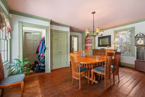 Dining - 337 Middle Rd, Brentwood, NH 03833 photo 2 of 2