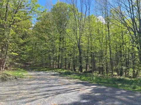 00 Bill T Dr, Readsboro, VT 05350