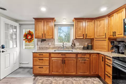 Kitchen - 16 Stone Rd, Stoddard, NH 03464 photo 3 of 6