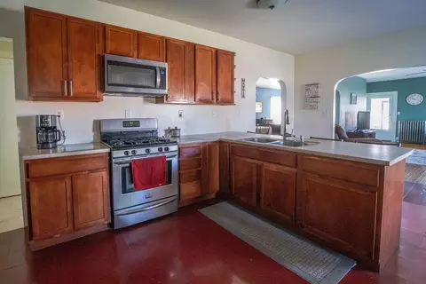 Kitchen - 534 Champlain St, Berlin, NH 03570 photo 5 of 7