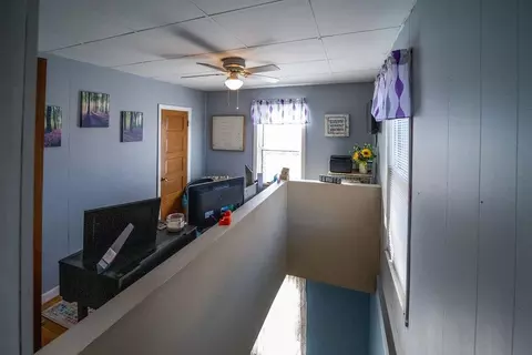 Entry Way - 534 Champlain St, Berlin, NH 03570 photo 2 of 3