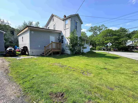 Exterior - 113 Main St, Bennington, VT 05201 photo 5 of 13