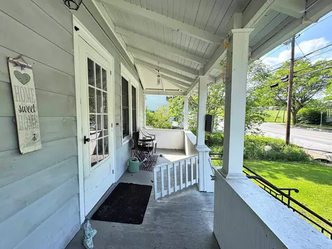 Exterior - 113 Main St, Bennington, VT 05201 photo 4 of 13
