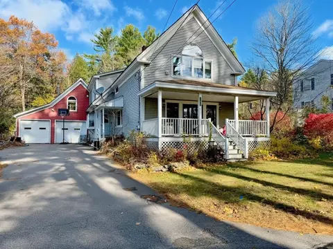 102 Woodland Ave, Gilford, NH 03249