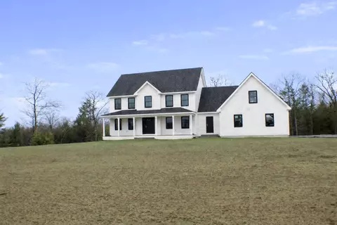 27 Tyler Ave, Epsom, NH 03234