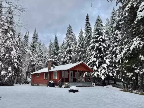 3563 E Branch Rd, Averill, VT 05901