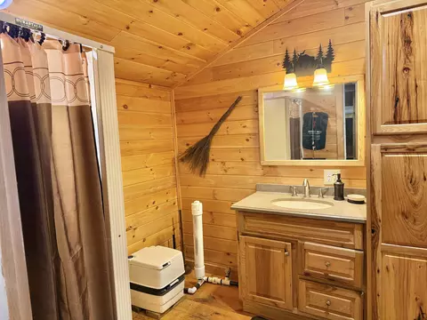 Bath - 3563 E Branch Rd, Averill, VT 05901 photo 1 of 5