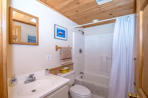 Bath - 46 Alpine Dr, Jackson, NH 03846 photo 1 of 1