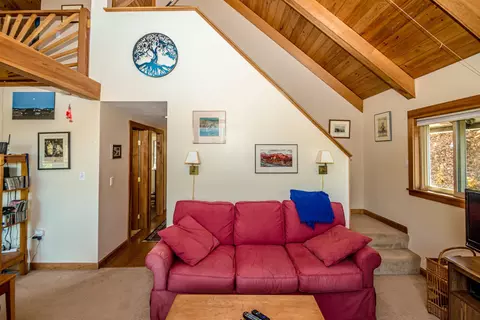 Living - 46 Alpine Dr, Jackson, NH 03846 photo 4 of 4