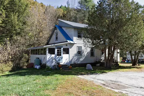 282 Skunk Hollow Rd, Hartland, VT 05048