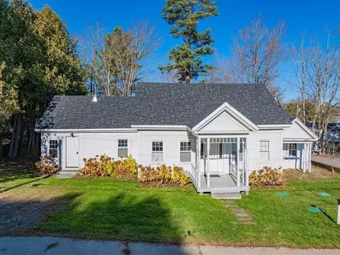 38 Beach Rd, Greensboro, VT 05841
