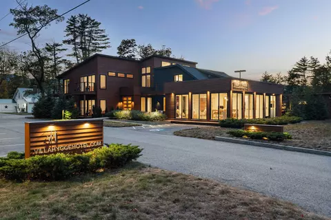 2906 White Mountain Hwy, Conway, NH 03860