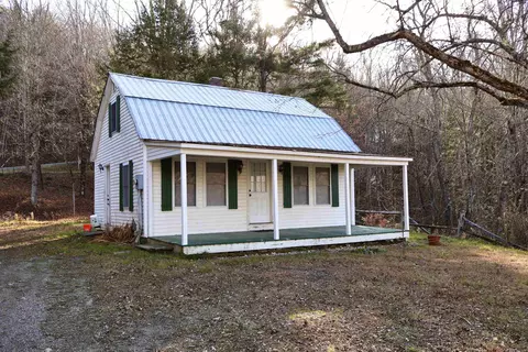 29 Markham Ln, Weston, VT 05161