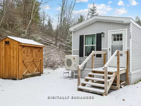 120 Bennington Dr, Berlin, VT 05602