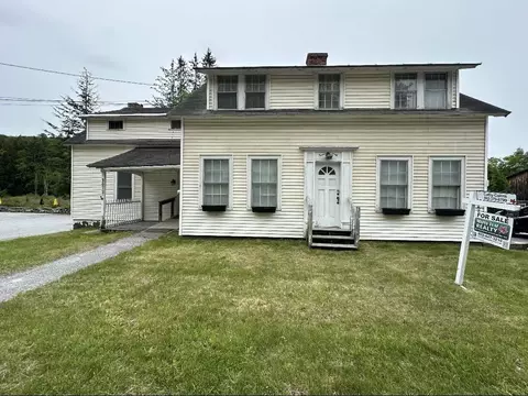 2072 N Main St, Londonderry, VT 05148