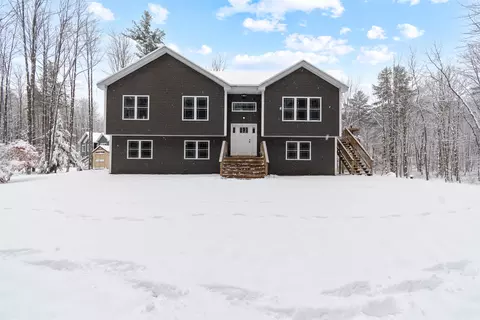 60 Apple Tree Rd, Fairfax, VT 05454