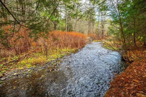 40 E Putney Brook Rd, Putney, VT 05346 photo 3