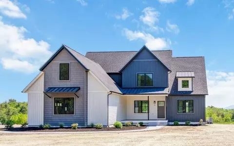 60 Roberts Dr #8, Jaffrey, NH 03452