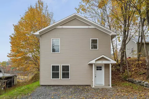 35 Cole Ave, Northfield, VT 05663