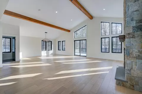 Living - 21 Hidden Glade Dr, Intervale, NH 03845 photo 2 of 9