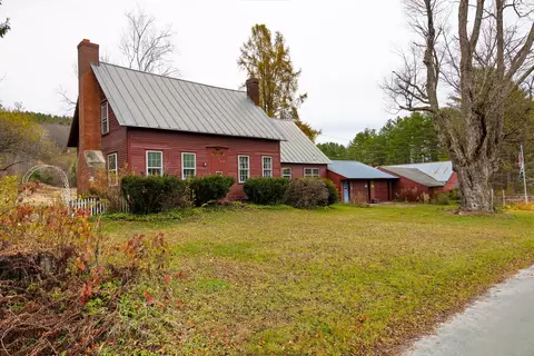 298 Jenneville Rd, Hartland, VT 05048