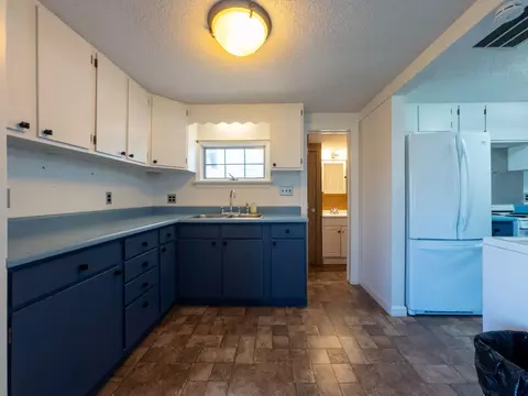 Kitchen - 61 Acorn Rd, Hampton, NH 03842 photo 2 of 3