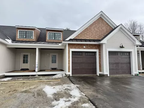 23 Main St #3, Candia, NH 03034