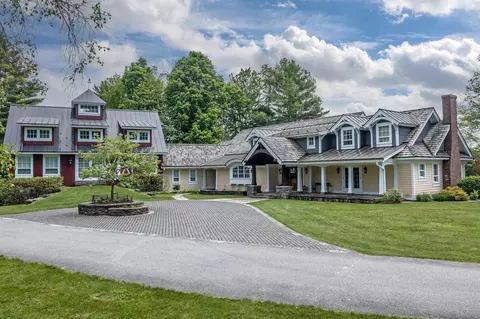 64 Needle Leaf Ln, Stowe, VT 05672