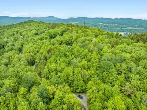 156 White Birch Rd, Morristown, VT 05661
