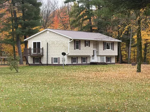 Exterior - 540 Route 7, Highgate, VT 05488 photo 3 of 14