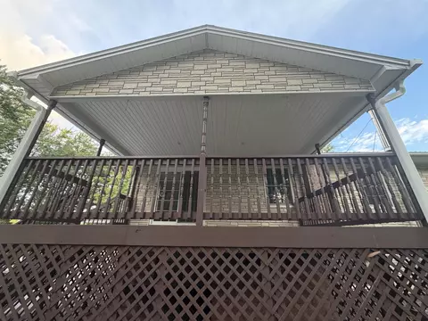 Exterior - 540 Route 7, Highgate, VT 05488 photo 5 of 16