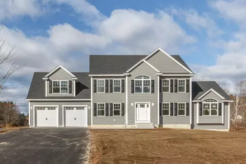 4 Haystack Cir, Pelham, NH 03076