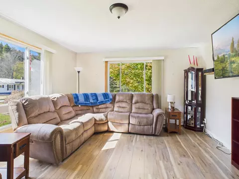 Living - 63 Pariseau Dr, Canaan, VT 05902 photo 2 of 3