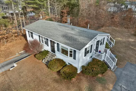 106 Fairview Ave, Conway, NH 03818