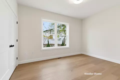 Bedroom - 10 Mcdermott Rd, Hampton, NH 03842 photo 1 of 2
