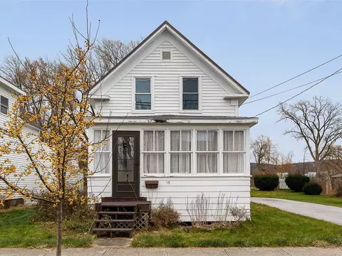 15 Walnut St, Saint Albans, VT 05478