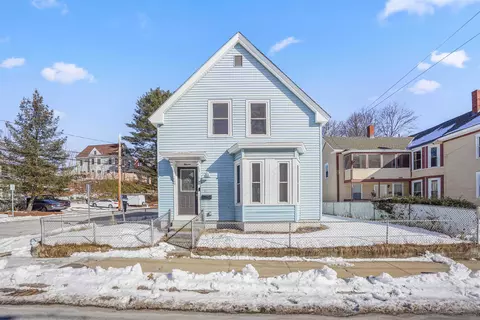 11 Charles St, Nashua, NH 03064