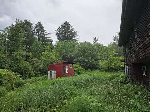 Exterior - 25 Maillet Rd, Lunenburg, VT 05906 photo 5 of 11
